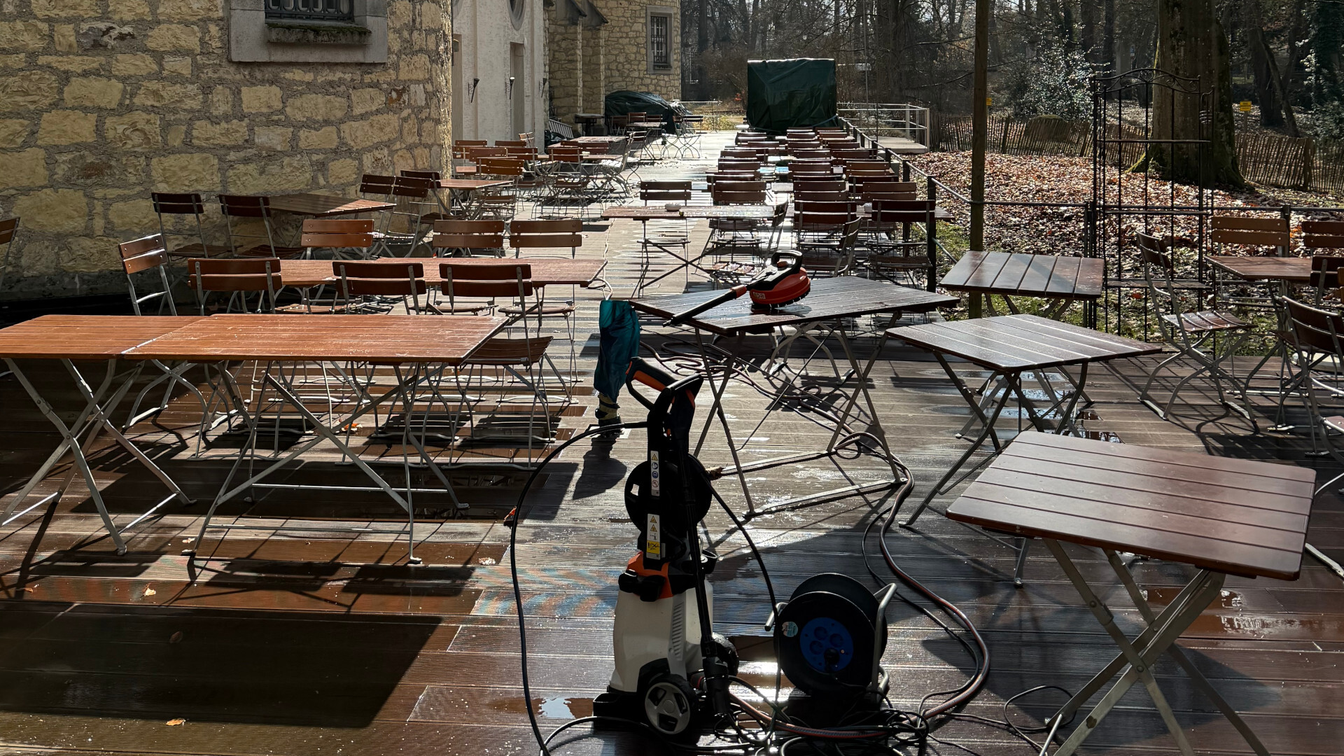 Zum Saisonstart: Unser Biergarten w...